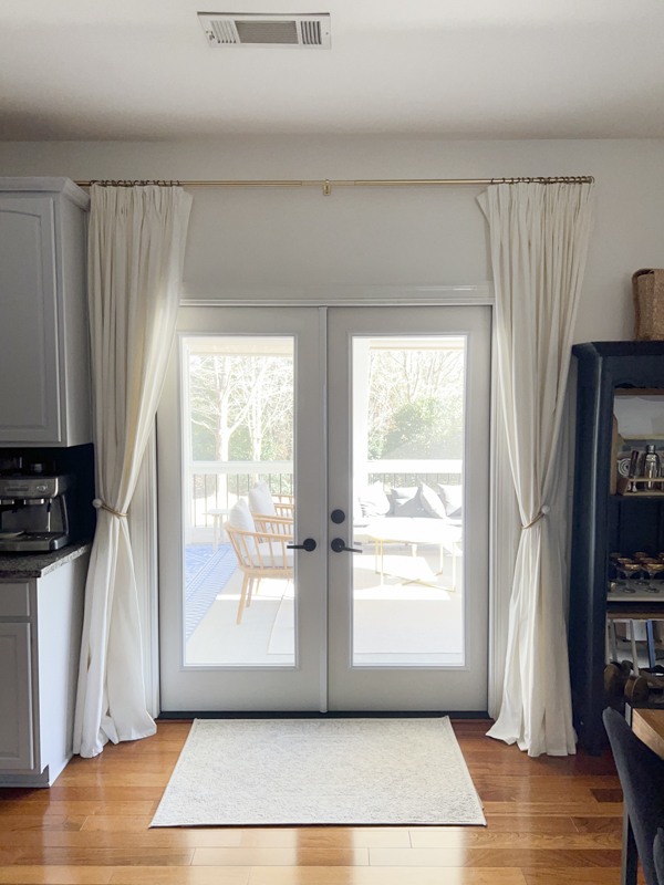 how-pinch-pleat-your-drapes-easily